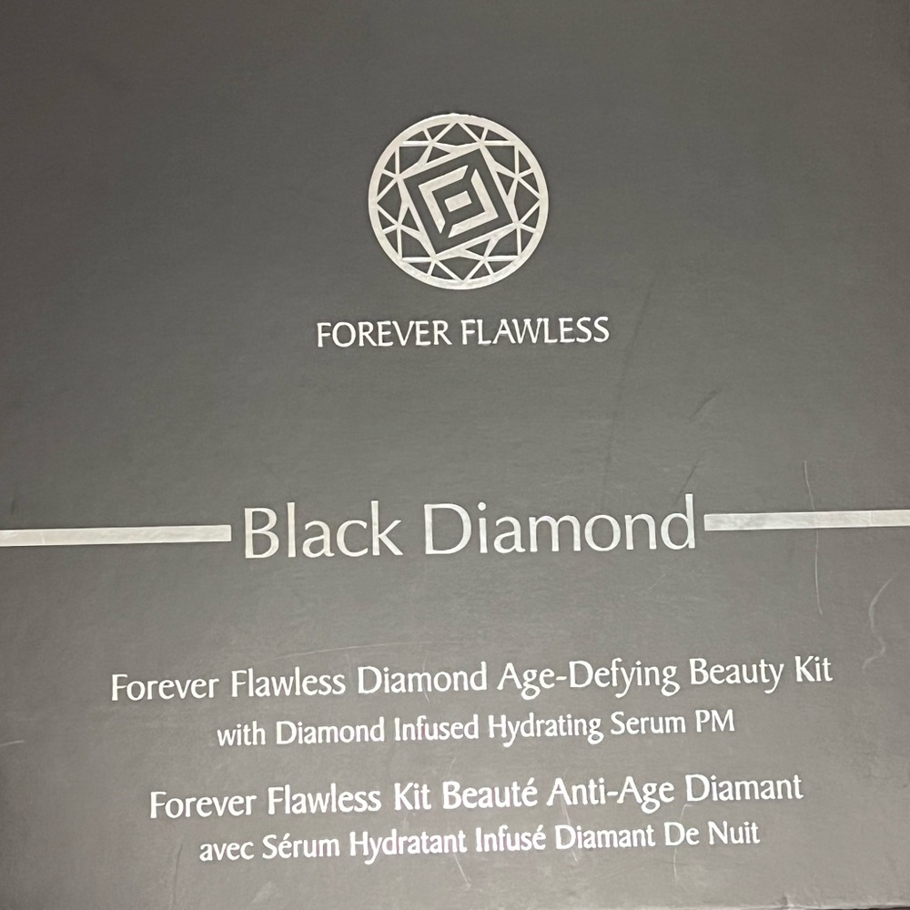 Forever Flawless Black Diamond Age-Defying Beauty Kit